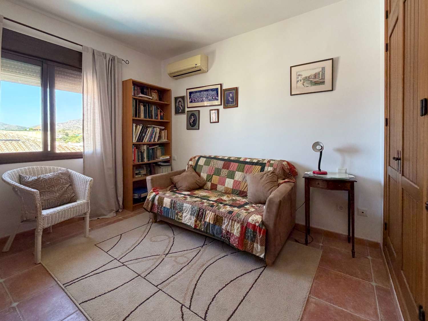 Detached Villa with Private Pool & Guest Apartment in La Noria, Nerja