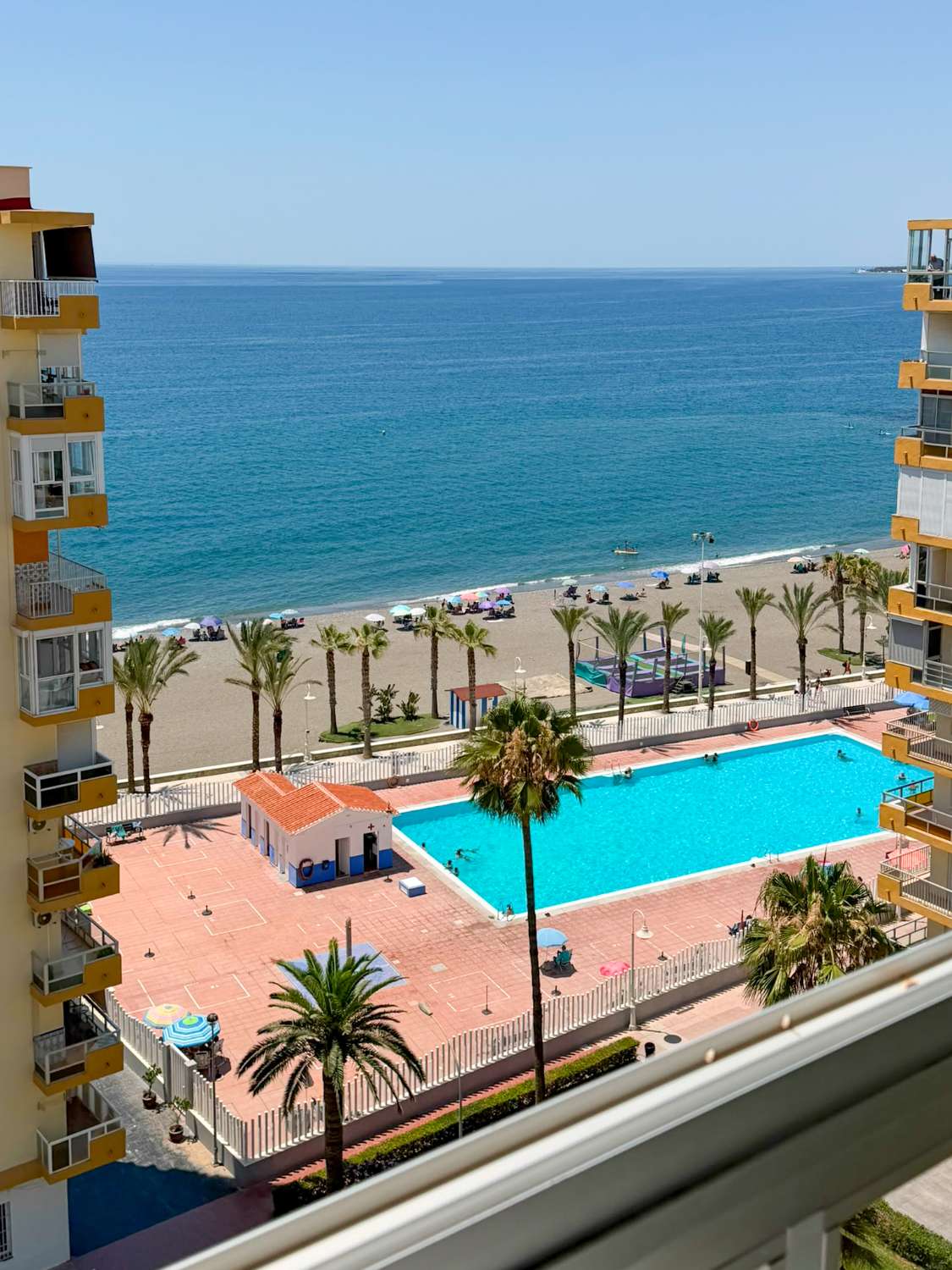 Espectacular piso en primera línea con impresionantes vistas al mar