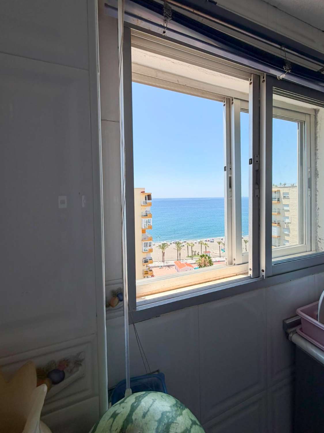 Espectacular piso en primera línea con impresionantes vistas al mar