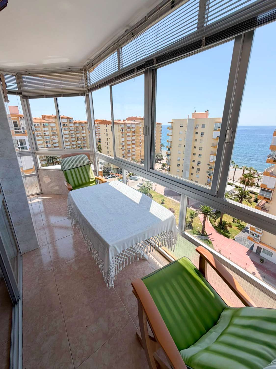 Espectacular piso en primera línea con impresionantes vistas al mar