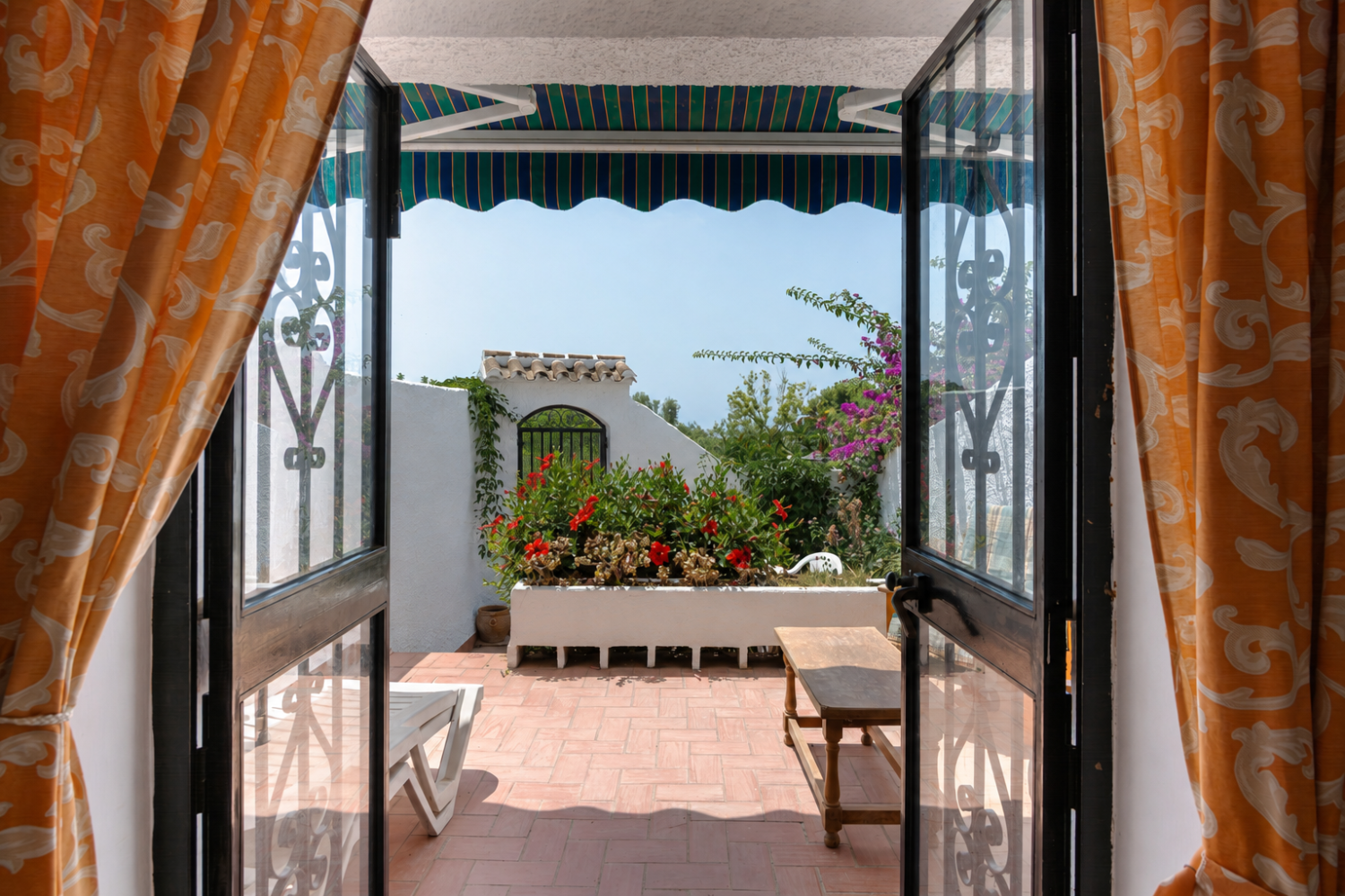 Charming One-Bedroom Garden Apartment in San Juan de Capistrano