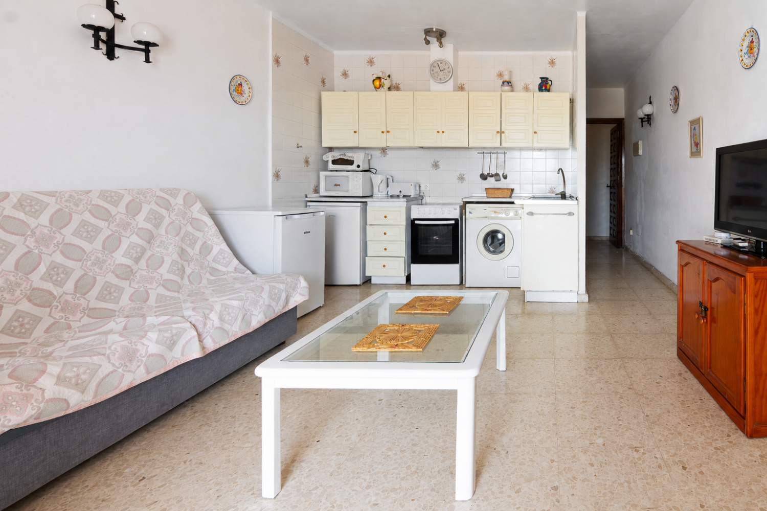 Charming One-Bedroom Garden Apartment in San Juan de Capistrano