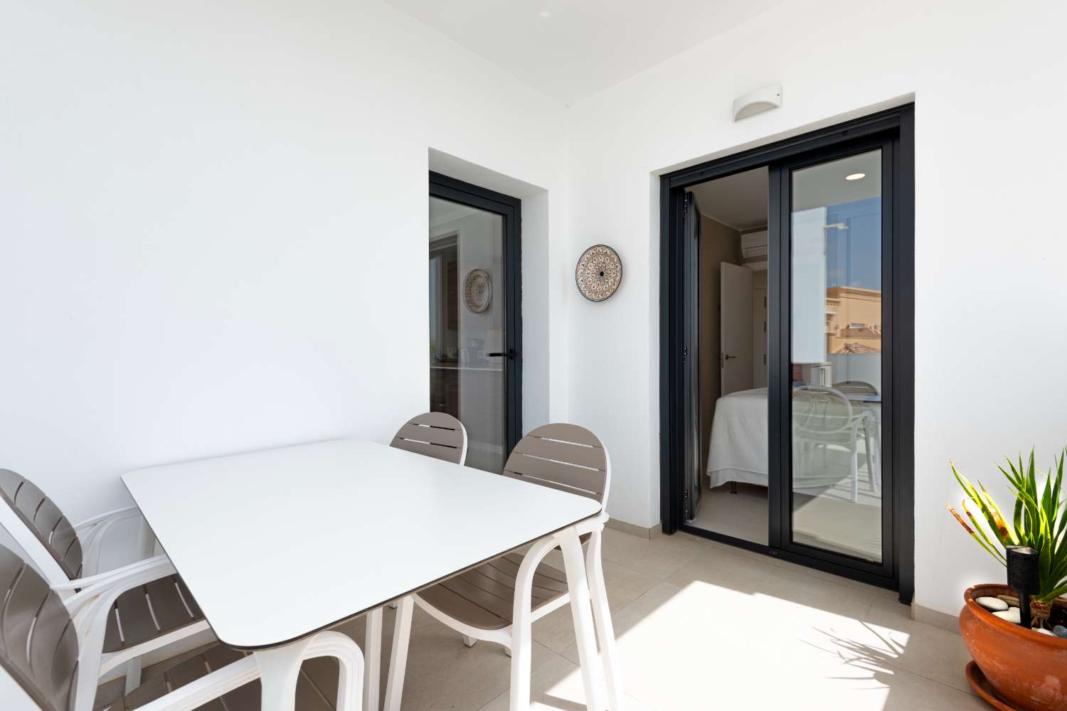 Elegant Newly Built Corner Apartment with Sea Views