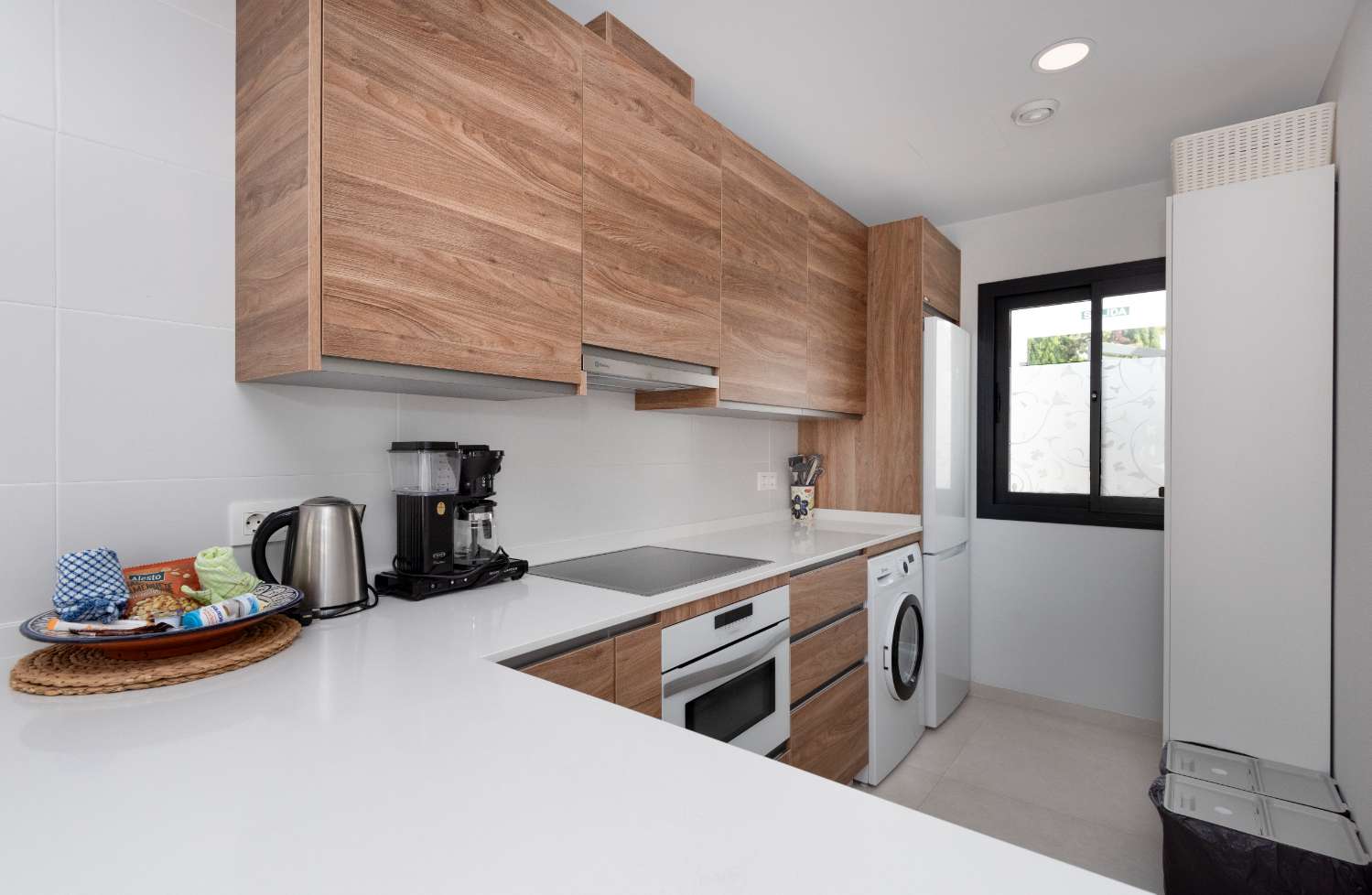 Elegant Newly Built Corner Apartment with Sea Views
