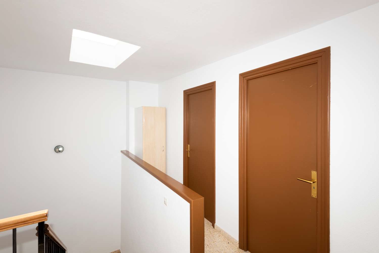 Amplio apartamento de 4 dormitorios con terraza y vistas al mar en Nerja