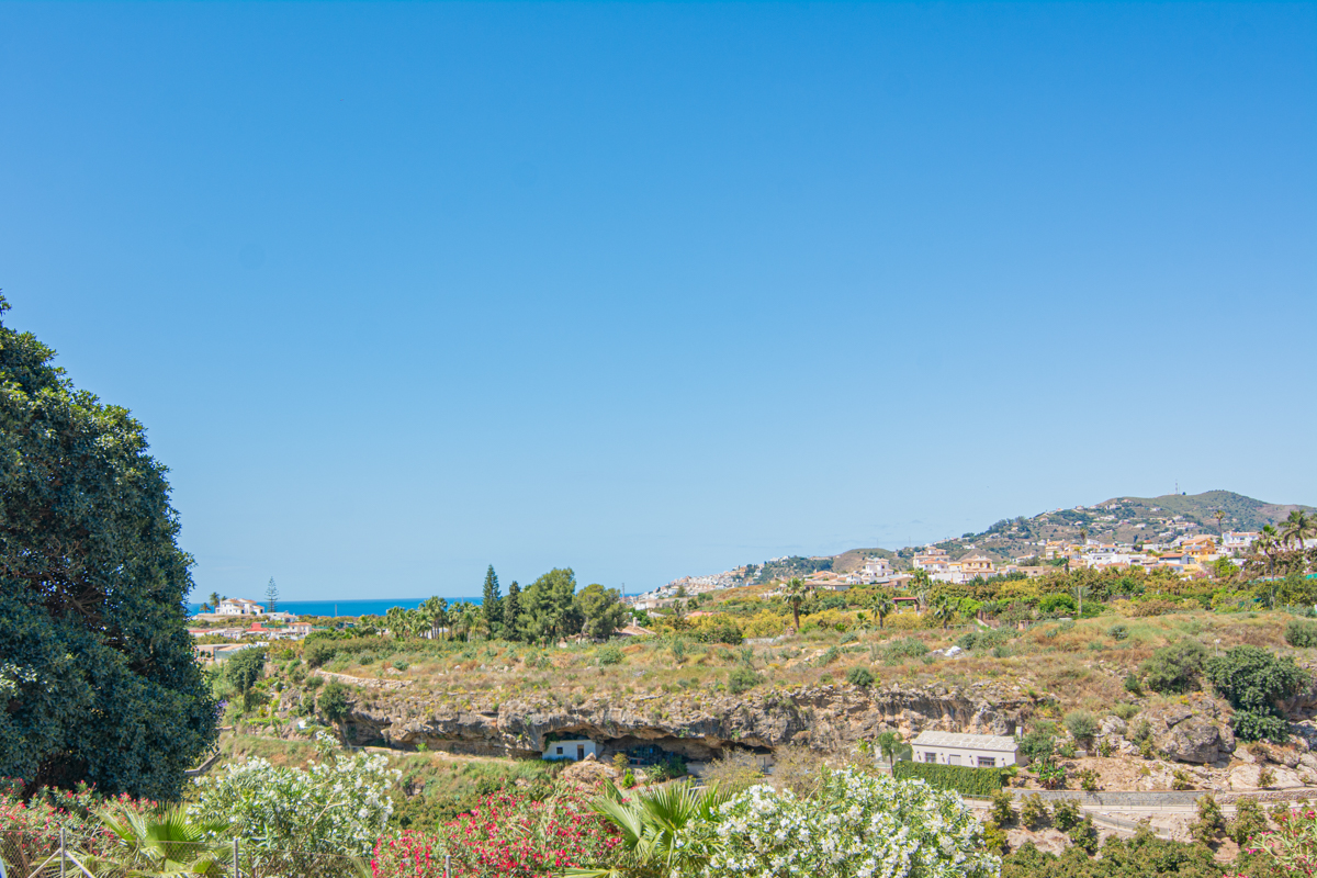 Apartment for sale in Avda Pescia (Nerja)