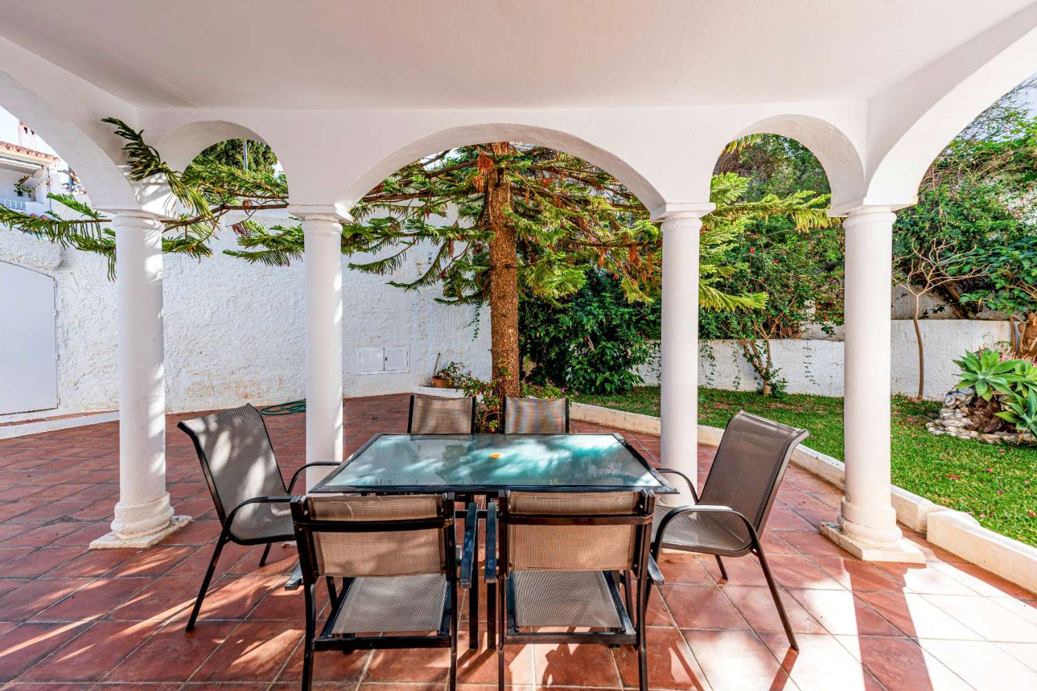 Impressive Four-Bedroom Villa with Sea Views in Nerja
