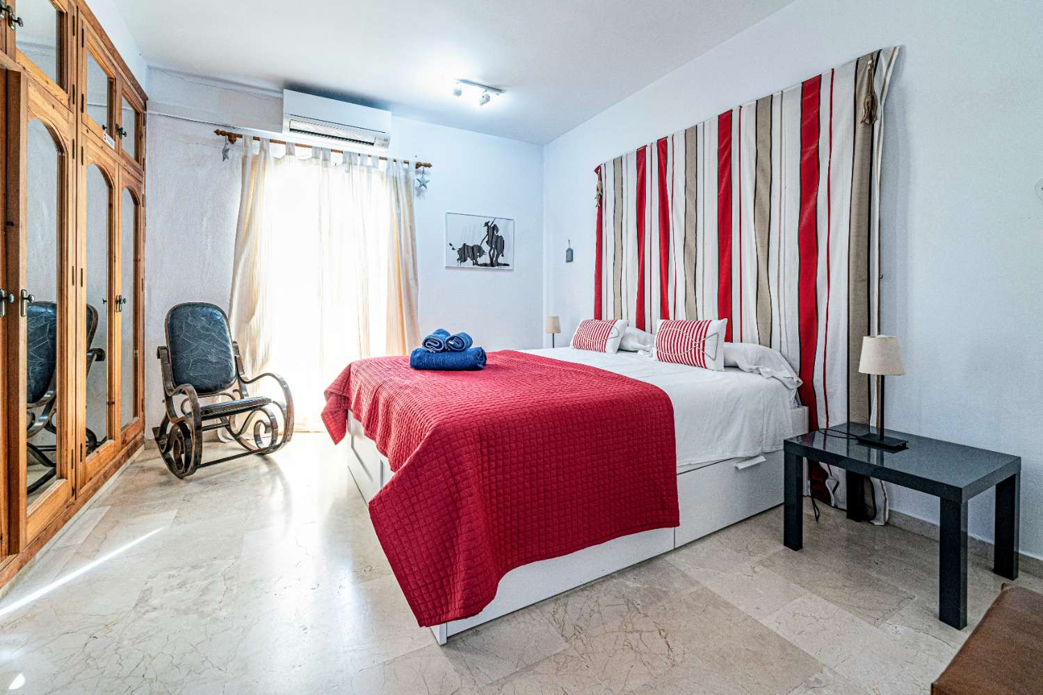 Impressive Four-Bedroom Villa with Sea Views in Nerja