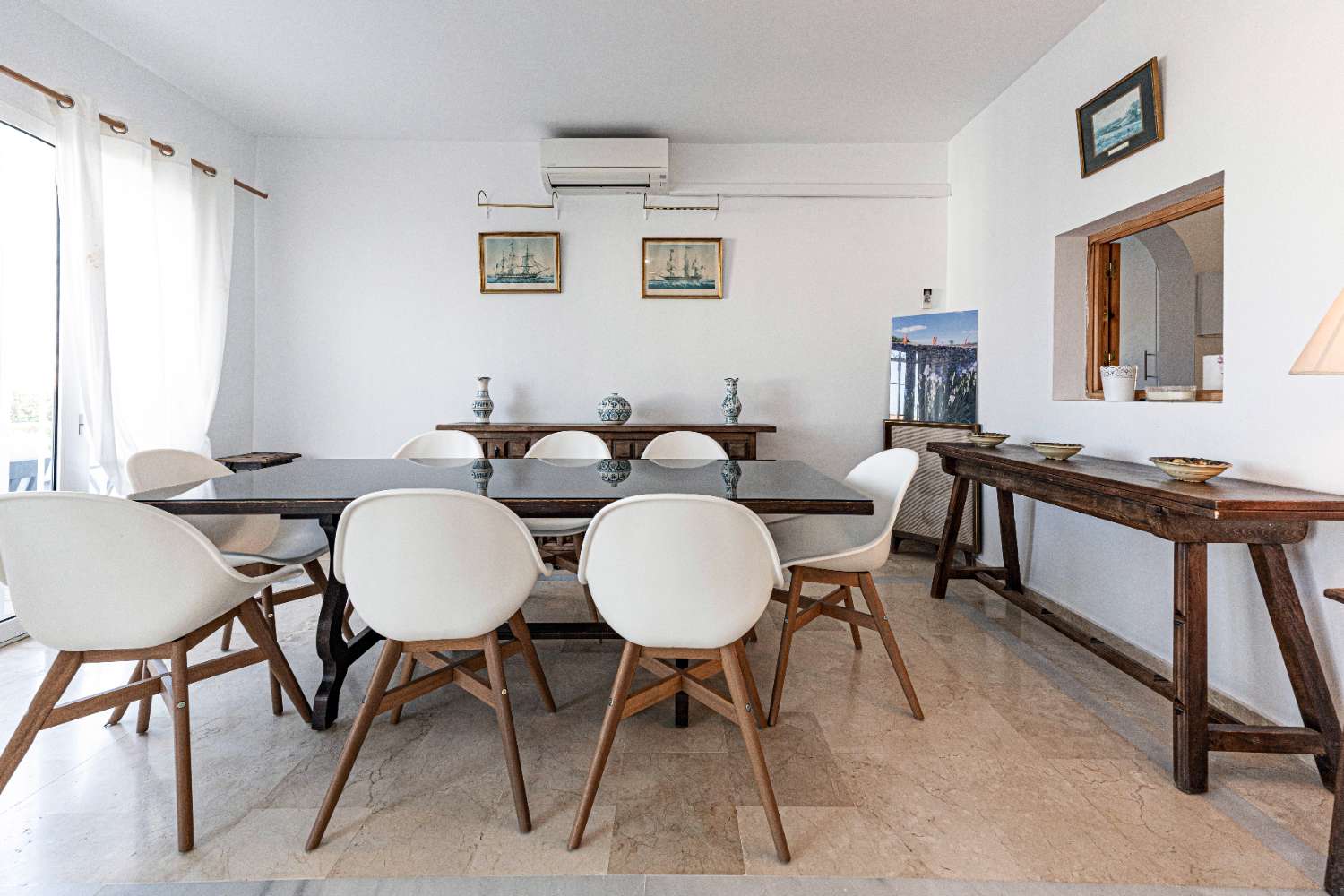 Impressive Four-Bedroom Villa with Sea Views in Nerja