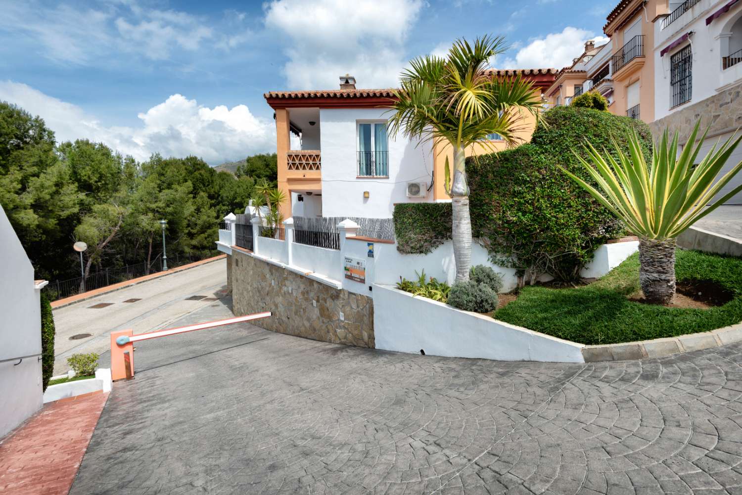 Property for sale in Nerja, Urb. Aljamar Burriana beach area