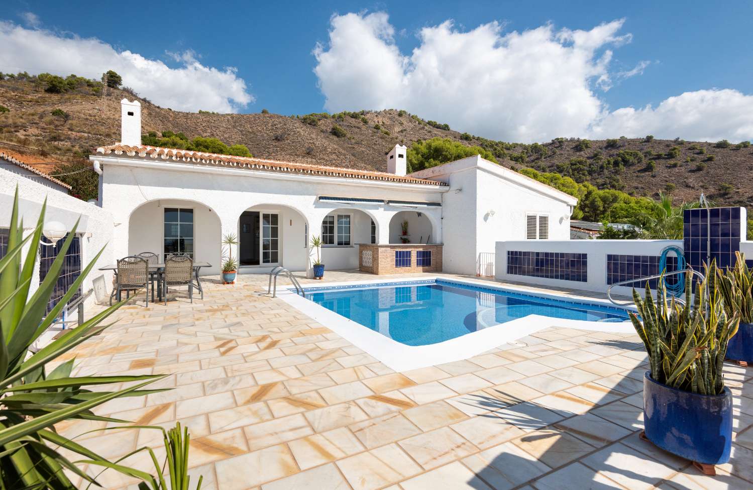 Detached Villa with Private Pool and Sea Views in Las Rosas, Nerja