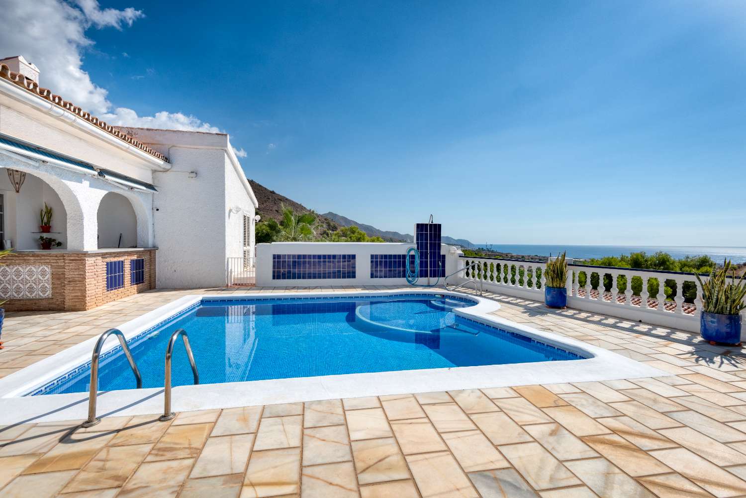 Detached Villa with Private Pool and Sea Views in Las Rosas, Nerja