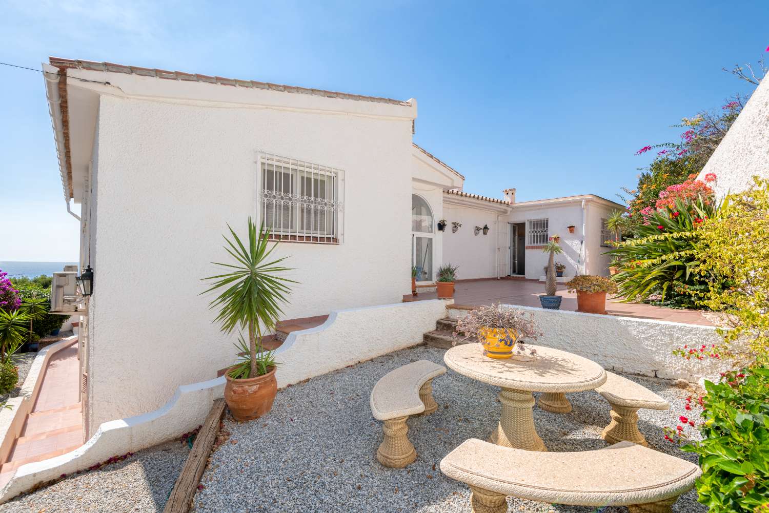 Detached Villa with Private Pool and Sea Views in Las Rosas, Nerja