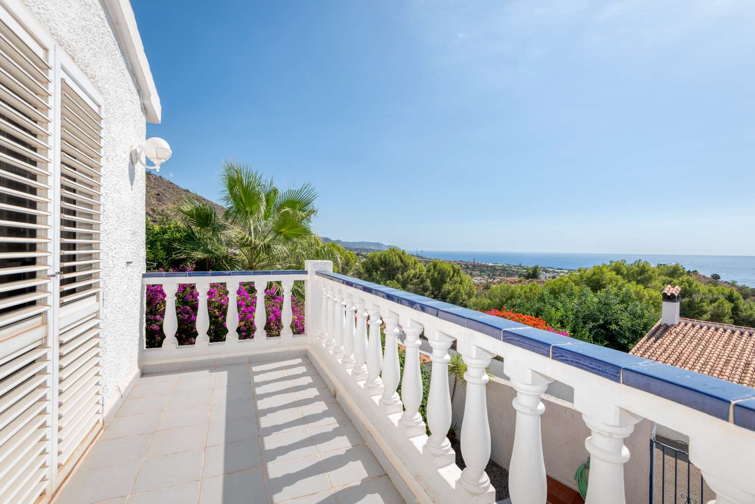 Detached Villa with Private Pool and Sea Views in Las Rosas, Nerja