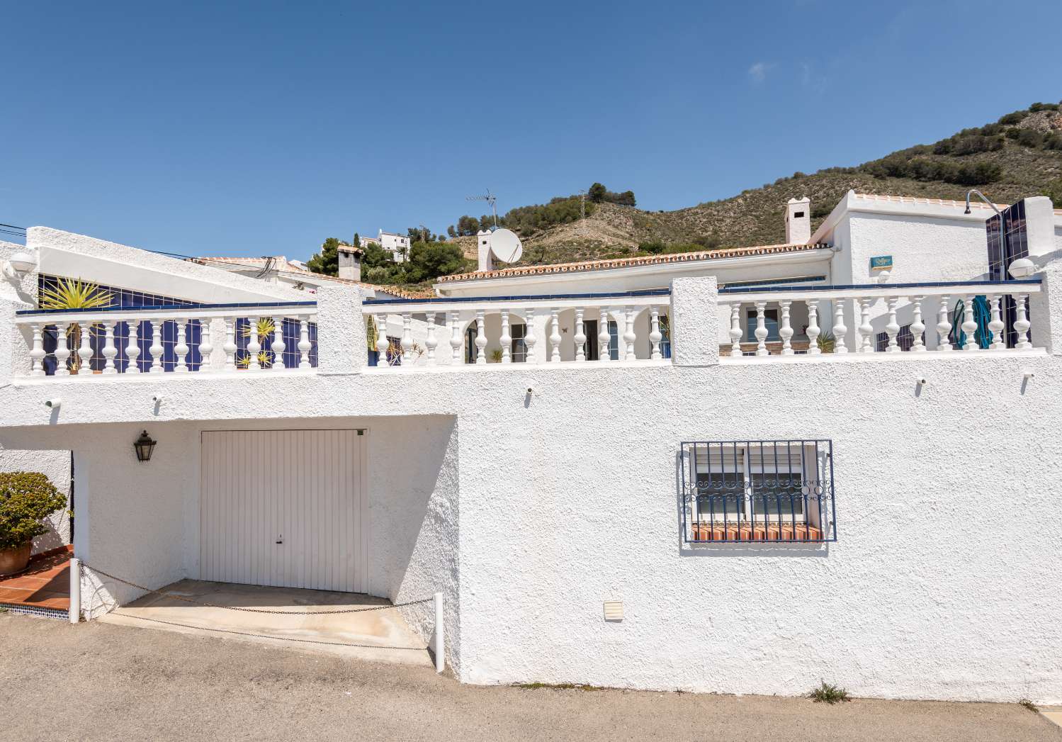 Detached Villa with Private Pool and Sea Views in Las Rosas, Nerja
