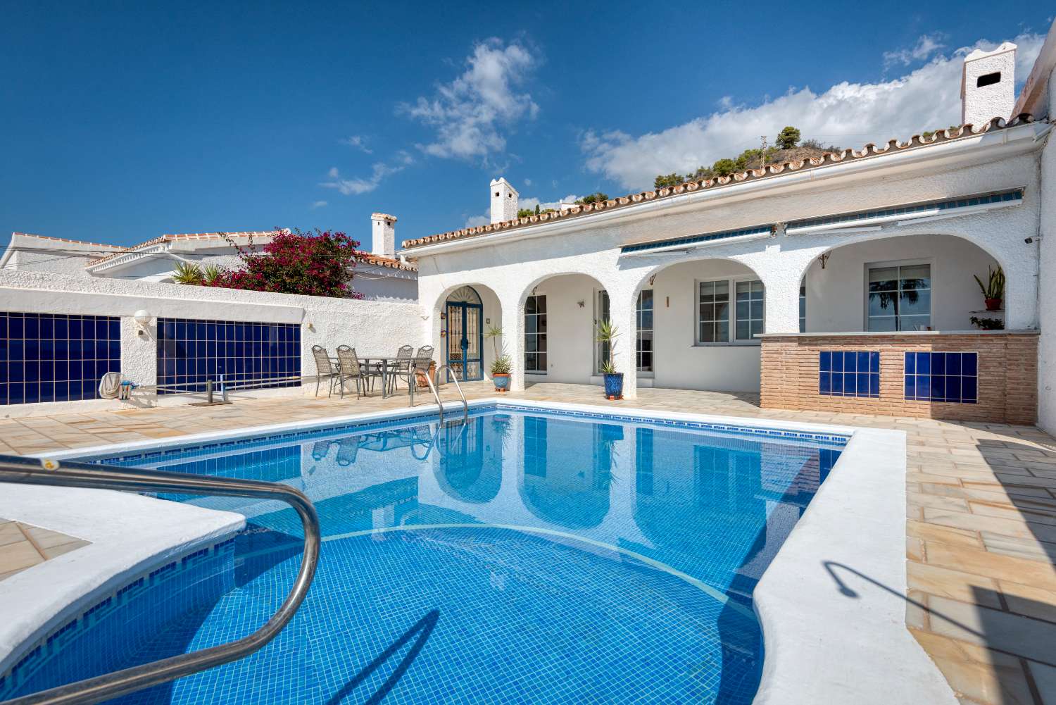 Detached Villa with Private Pool and Sea Views in Las Rosas, Nerja