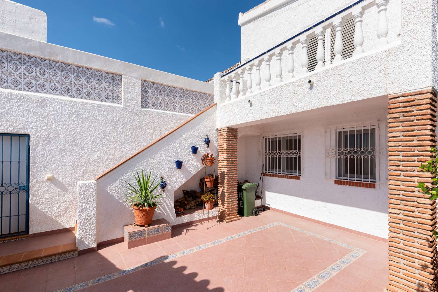 Detached Villa with Private Pool and Sea Views in Las Rosas, Nerja