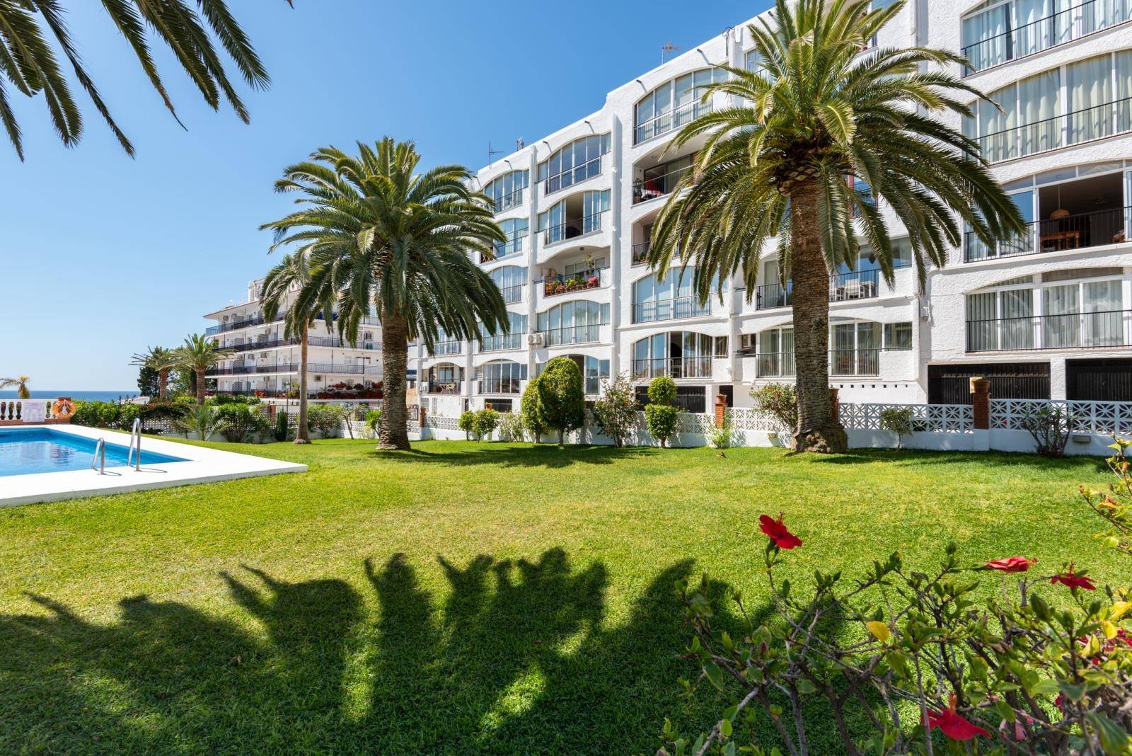Apartment for sale in Nerja, Hotel Parador & Carabeo area